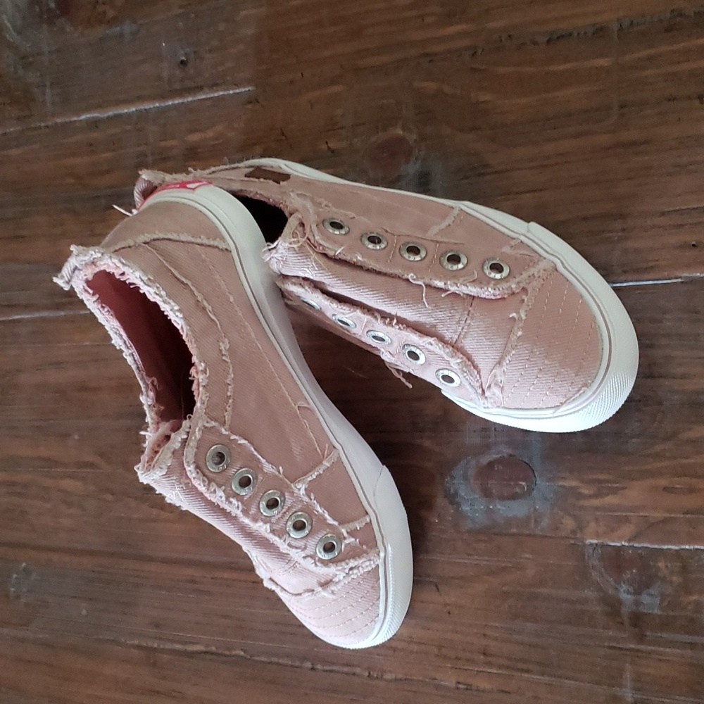 Blowfish Shoes Girls Size 2